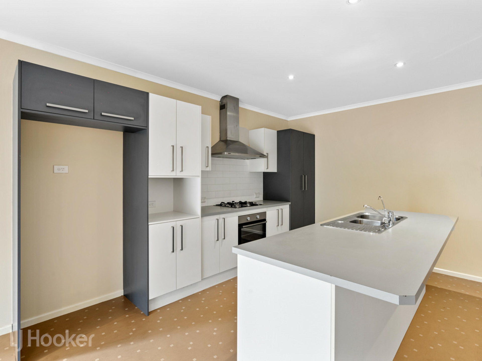 9 Inkster Street, TAPEROO