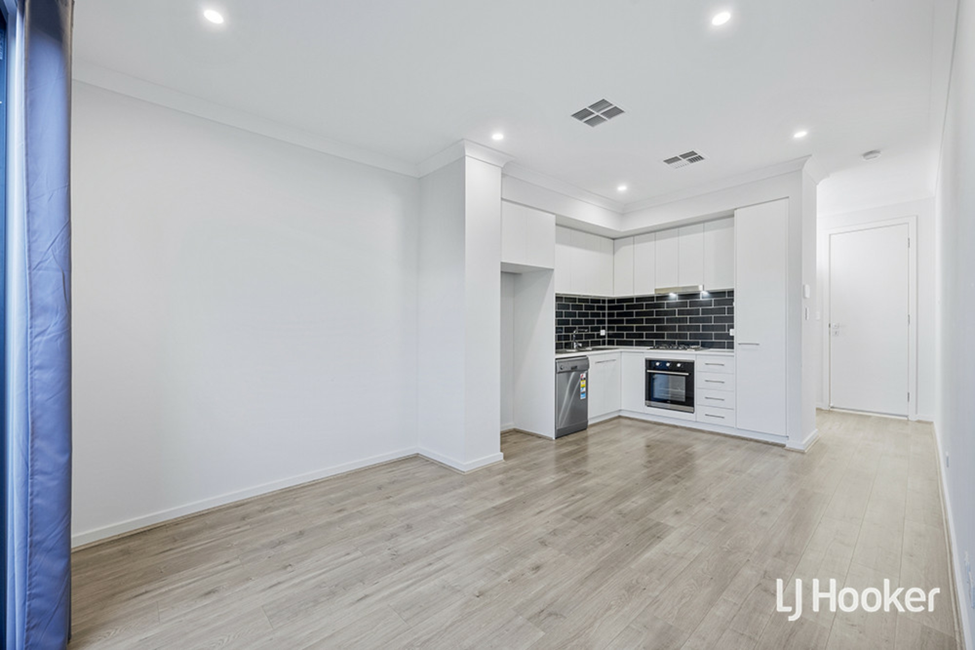 4/12 Paqualin Street, HENDON