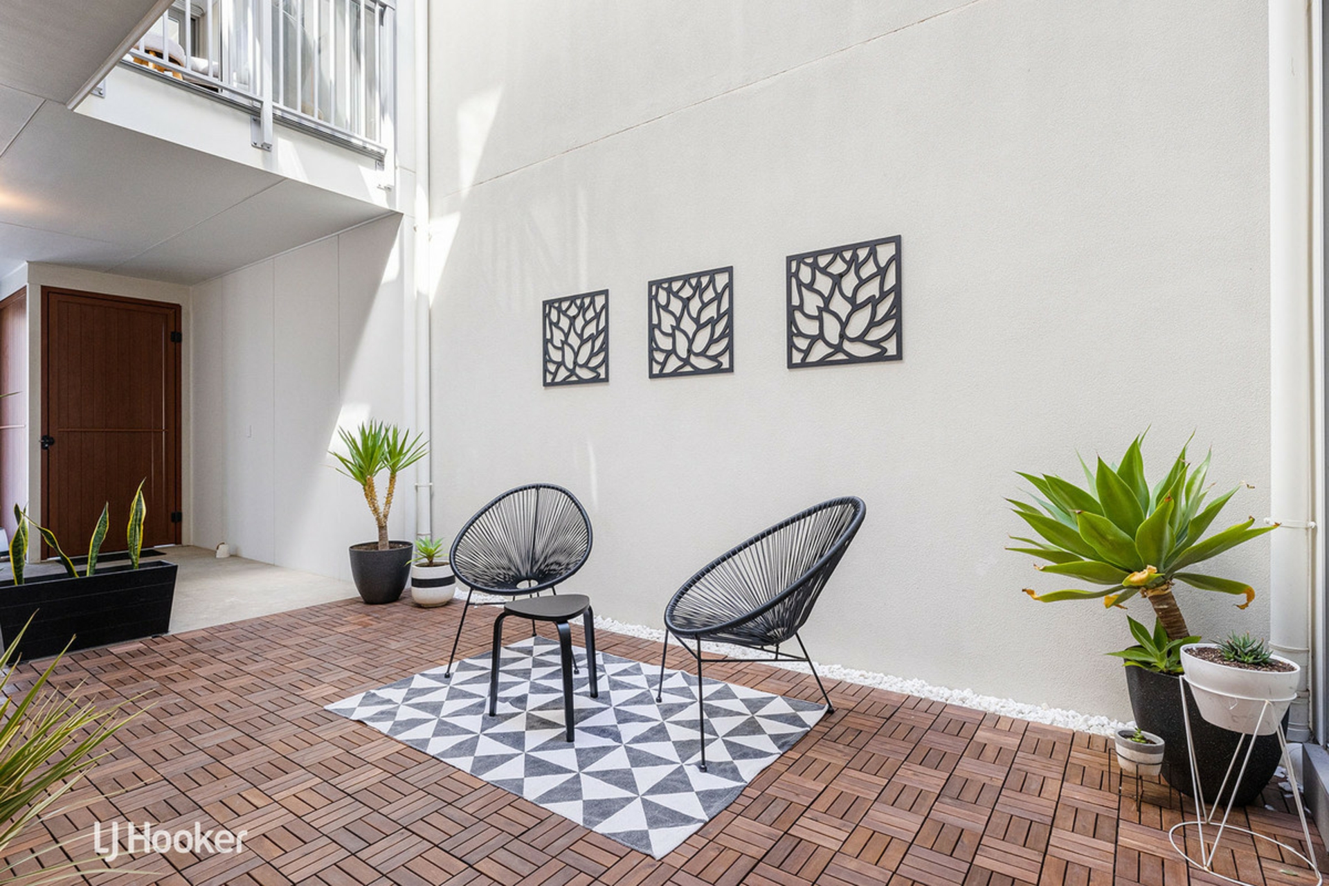 16 Tiara Street, LIGHTSVIEW