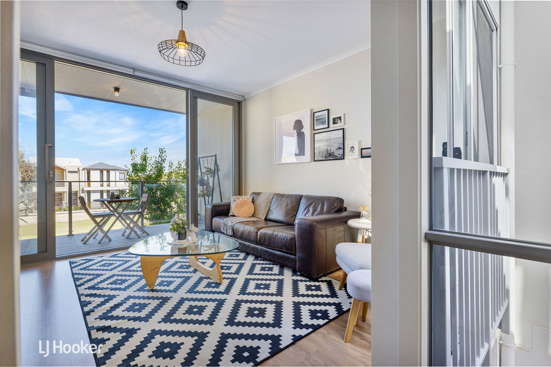 16 Tiara Street, LIGHTSVIEW