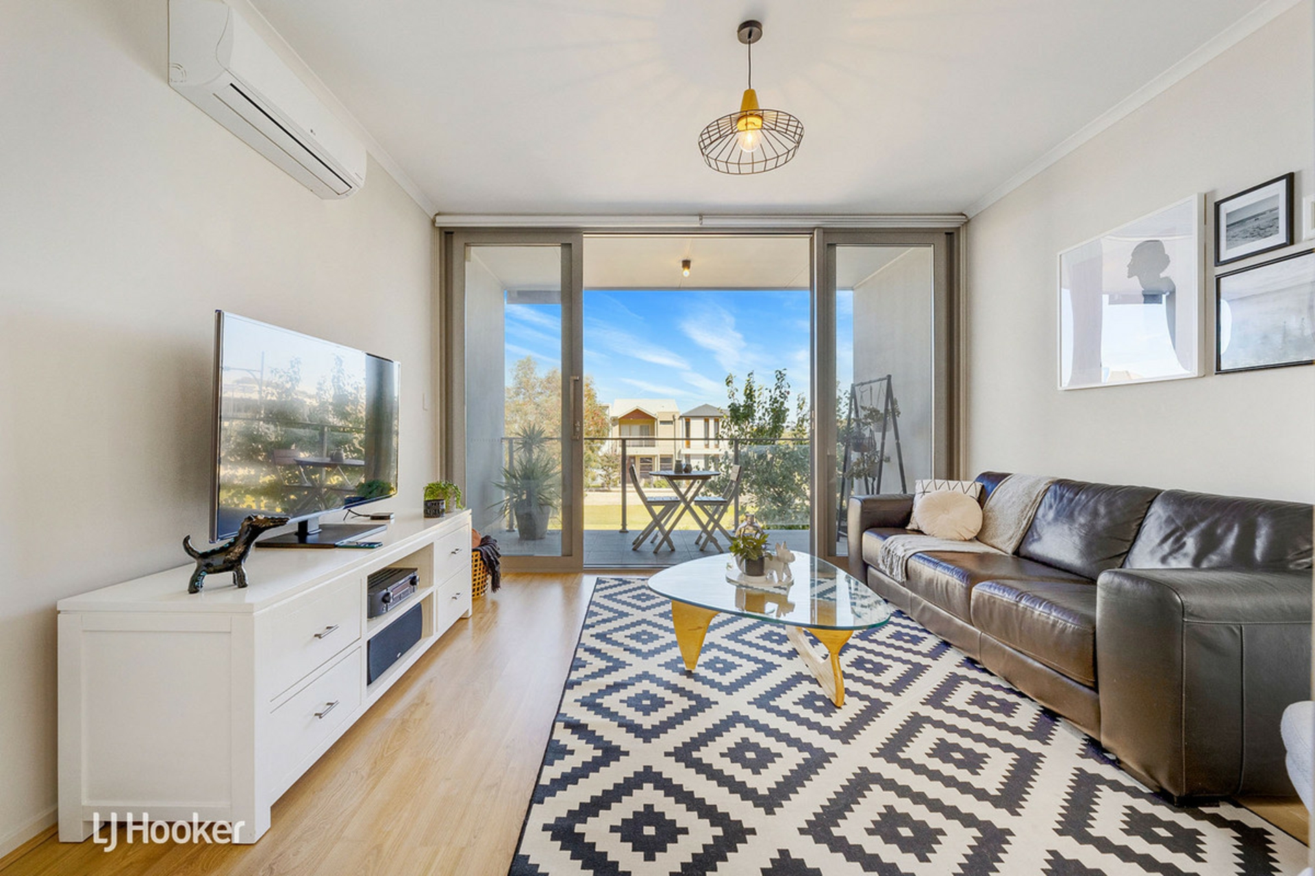 16 Tiara Street, LIGHTSVIEW
