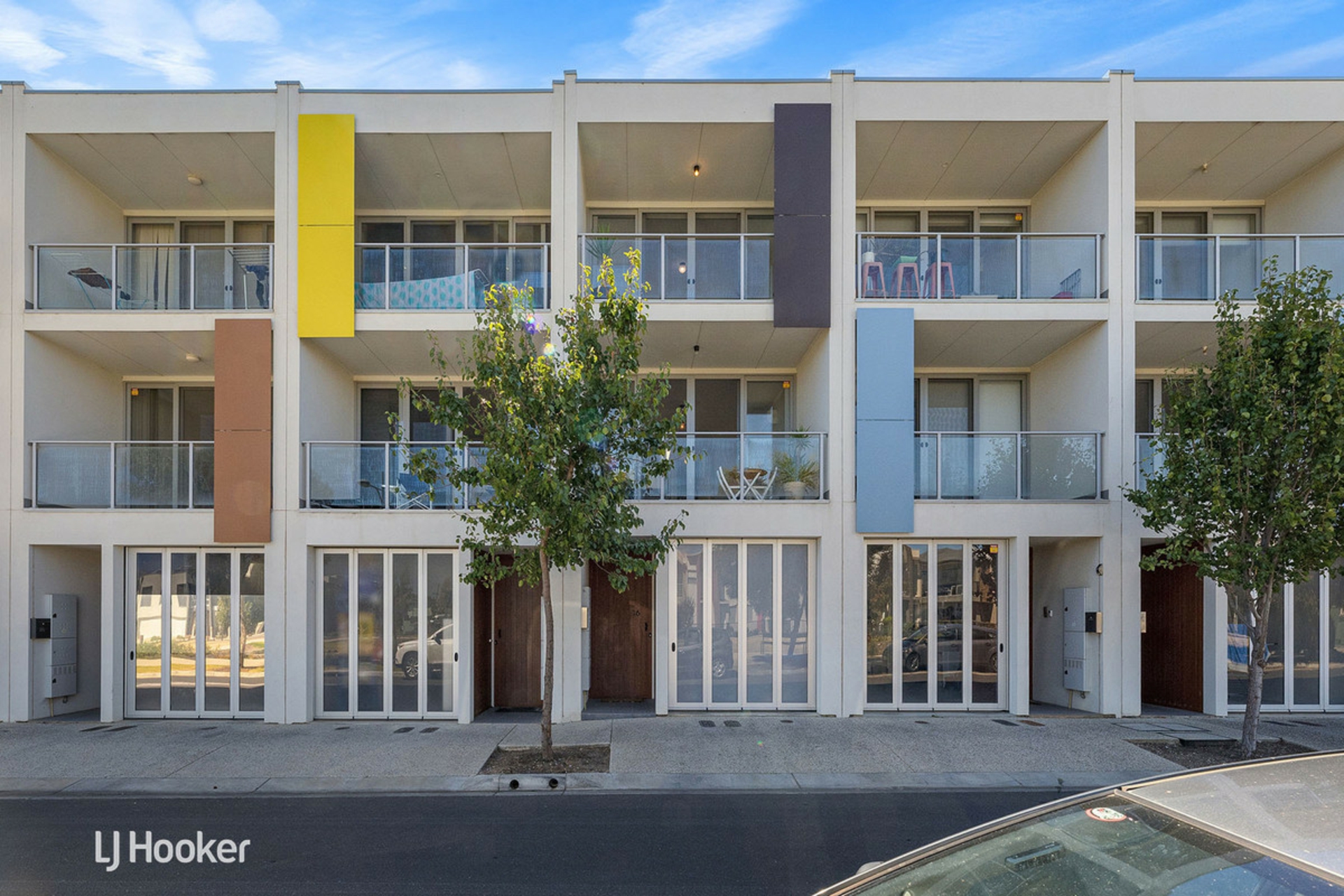 16 Tiara Street, LIGHTSVIEW