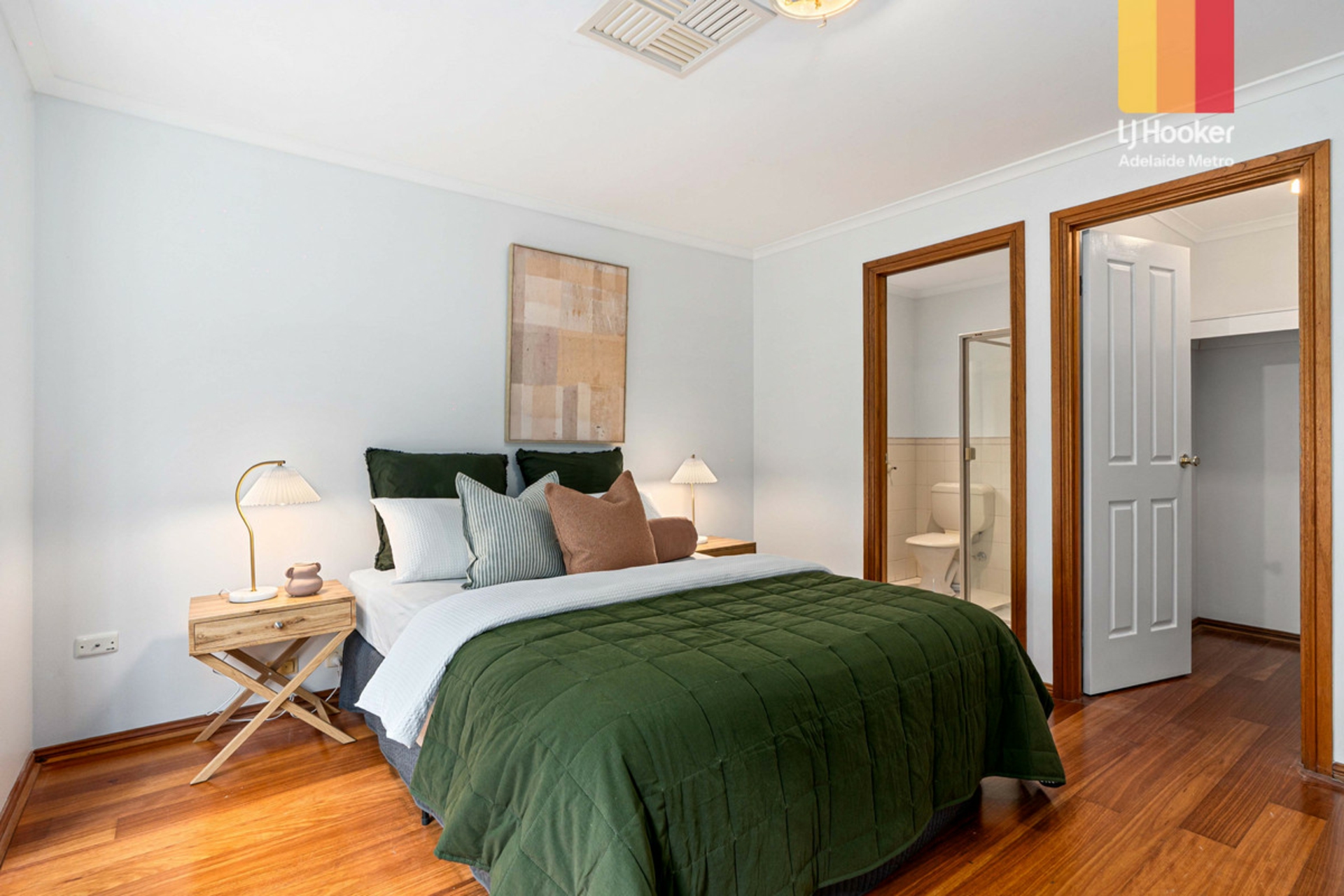 6B Edwin Avenue — photo 4 of 20