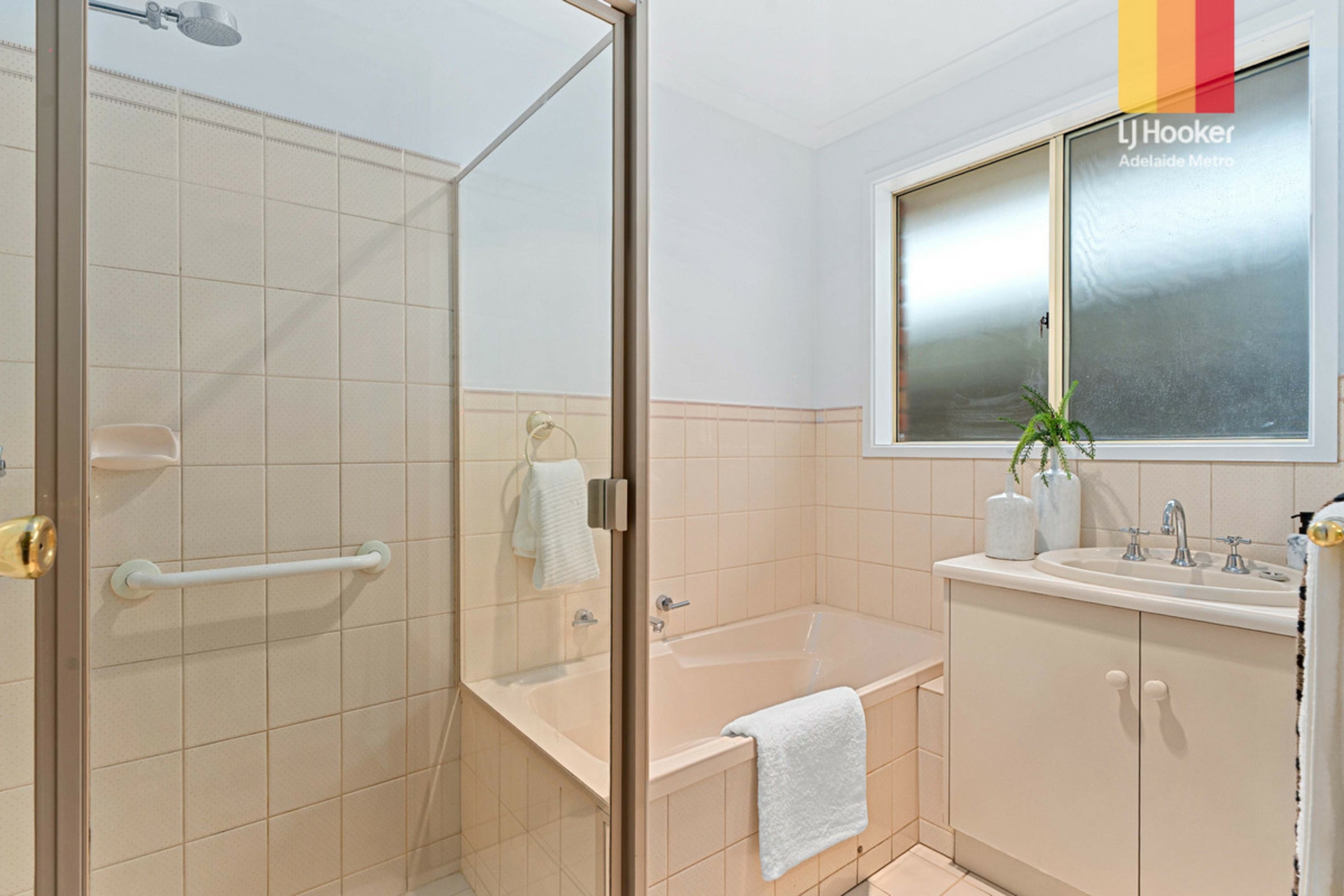 6B Edwin Avenue — photo 9 of 20