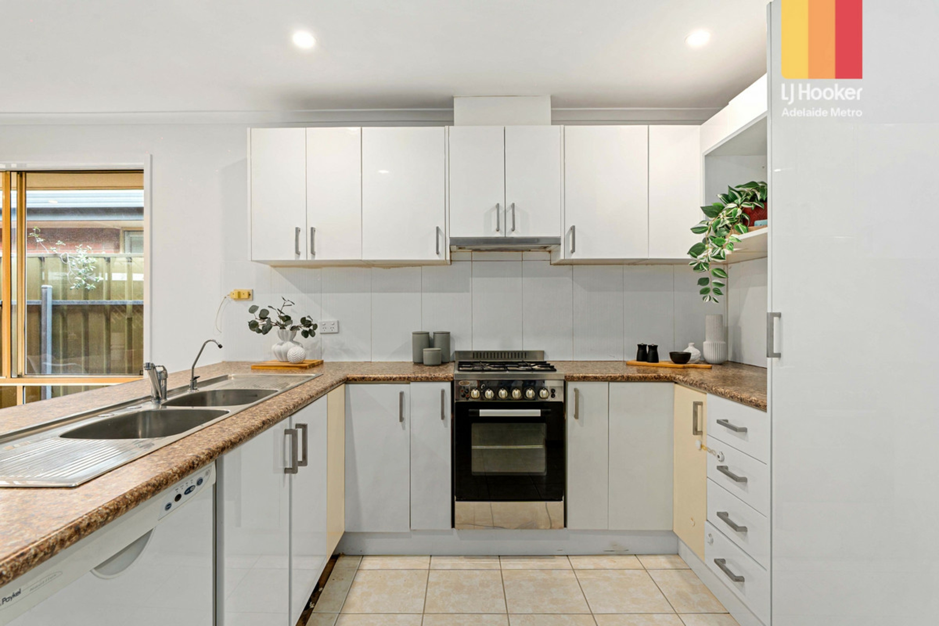 6B Edwin Avenue — photo 12 of 20