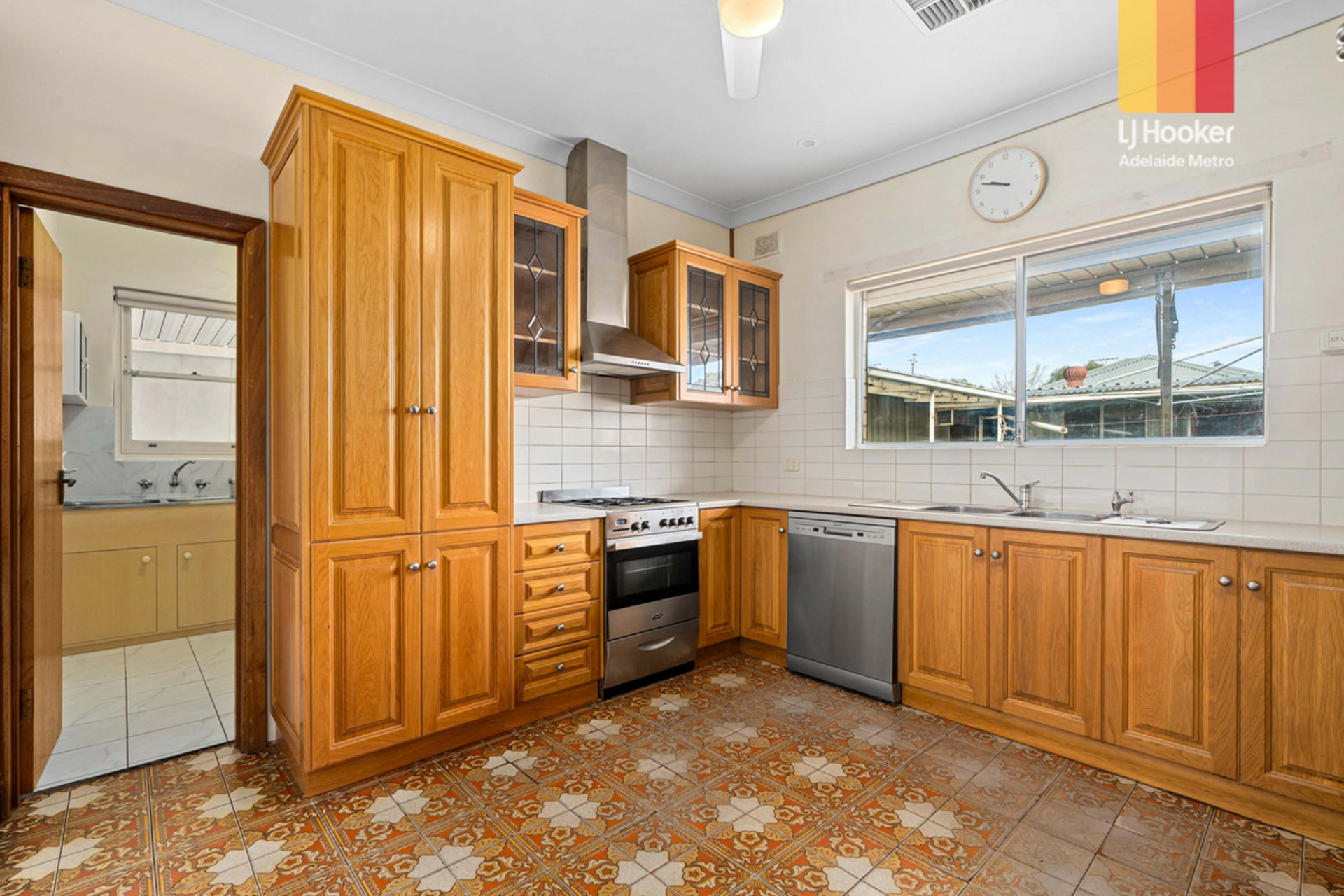 52 Lower Portrush Road — photo 6 of 18