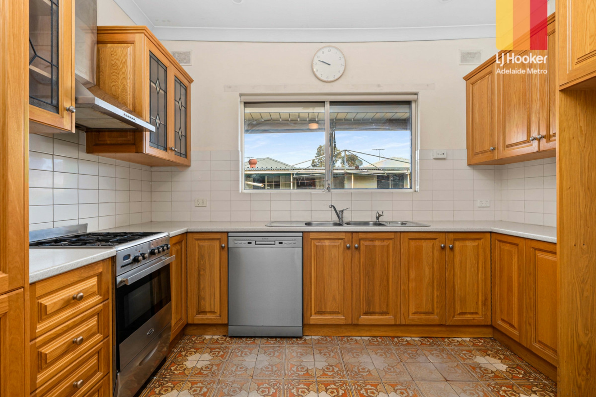 52 Lower Portrush Road — photo 7 of 18