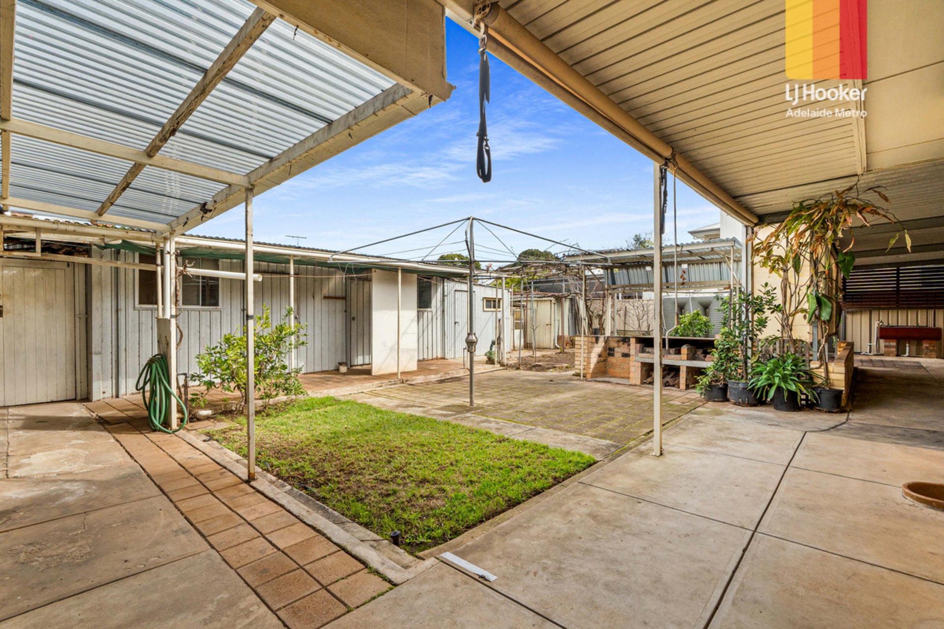 52 Lower Portrush Road — photo 13 of 18