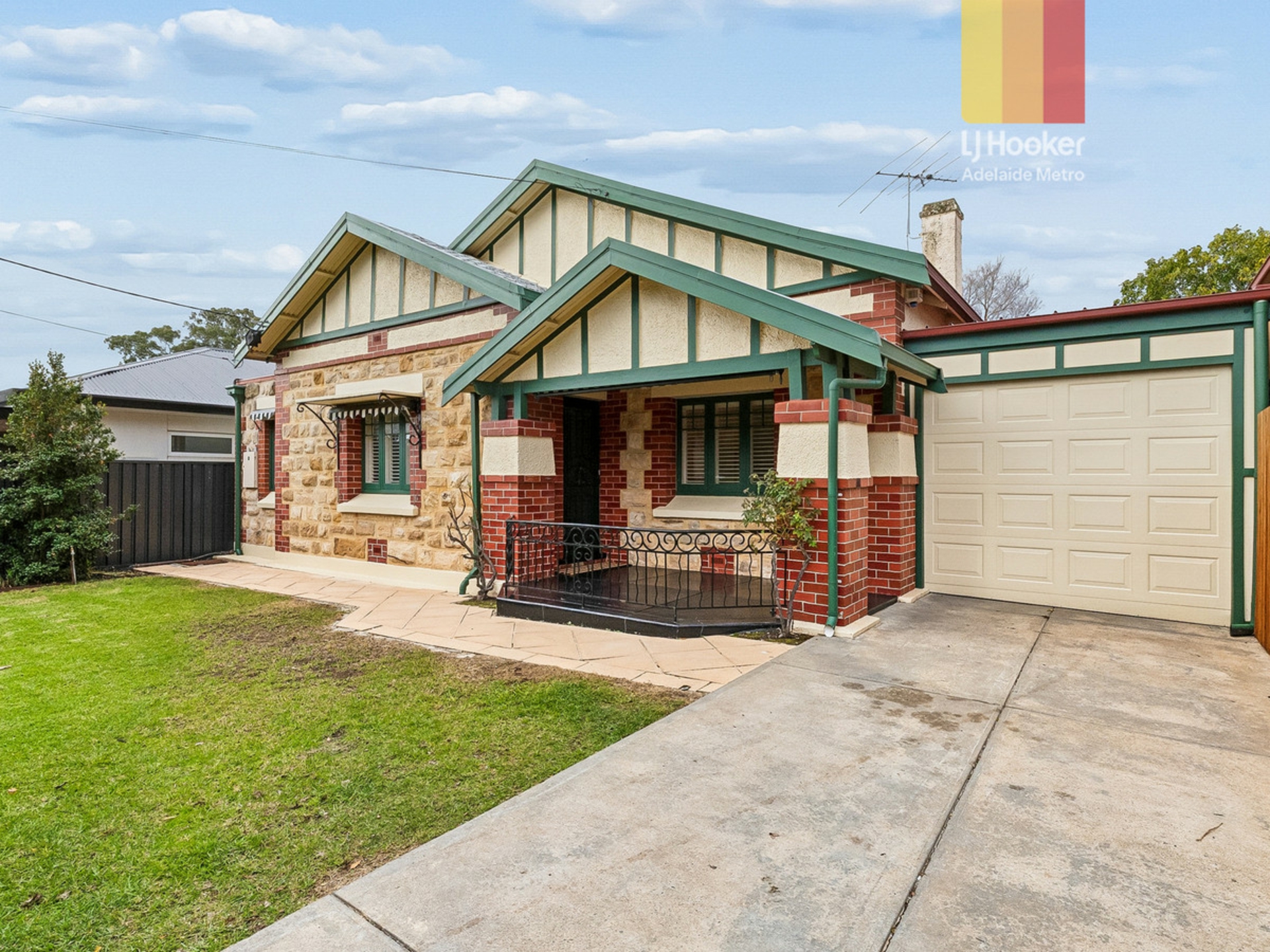 20 Hackett Terrace — photo from LJ Hooker St Peters