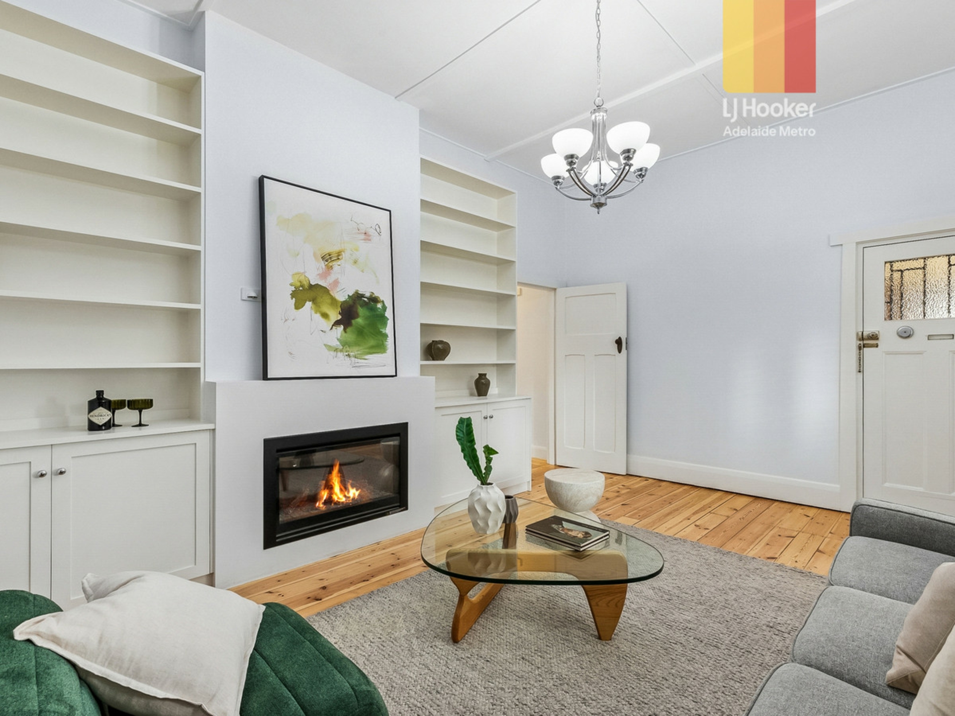 20 Hackett Terrace — photo 4 of 25