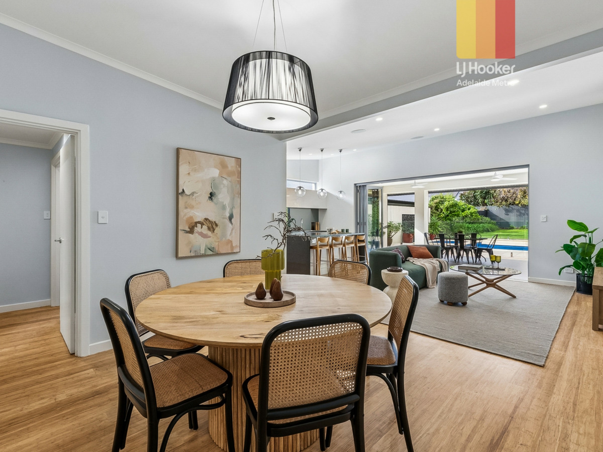 20 Hackett Terrace — photo 6 of 25