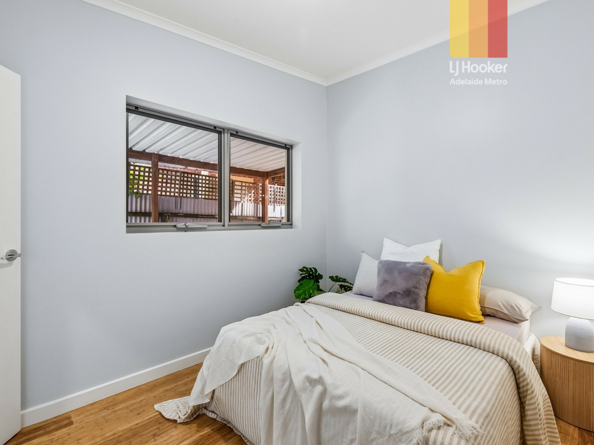 20 Hackett Terrace — photo 17 of 25
