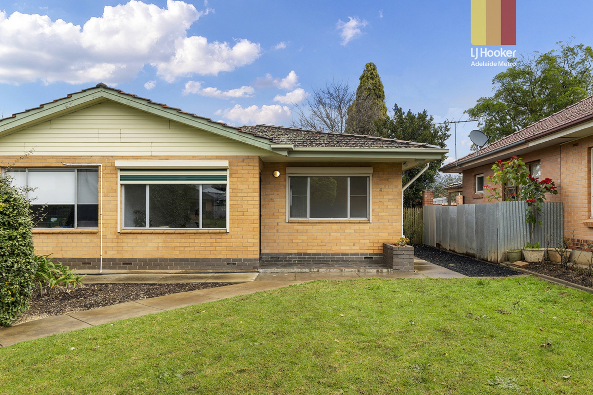 4/4 Belleview Court — photo from LJ Hooker St Peters