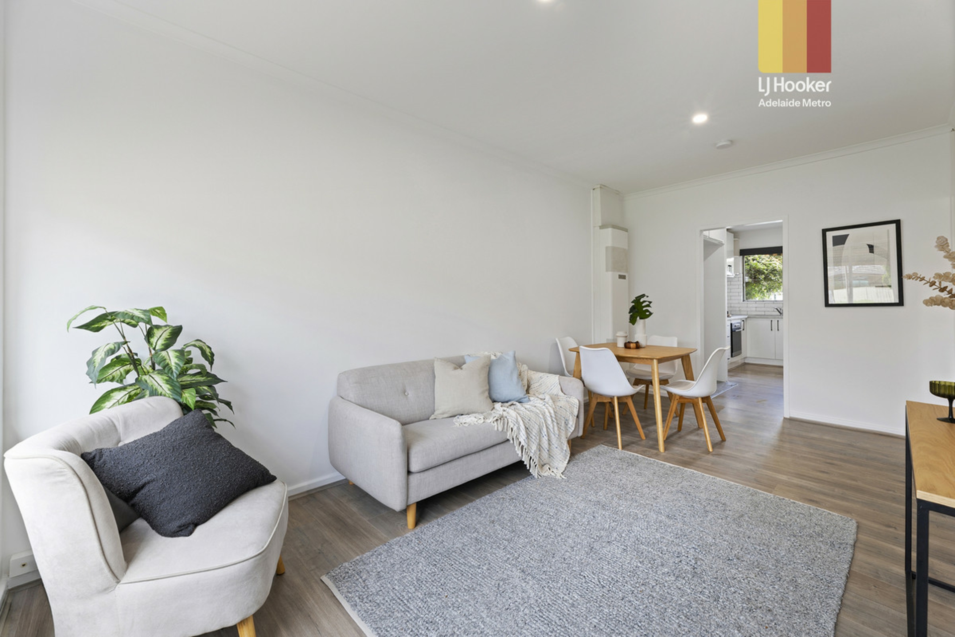 4/4 Belleview Court — photo 2 of 16