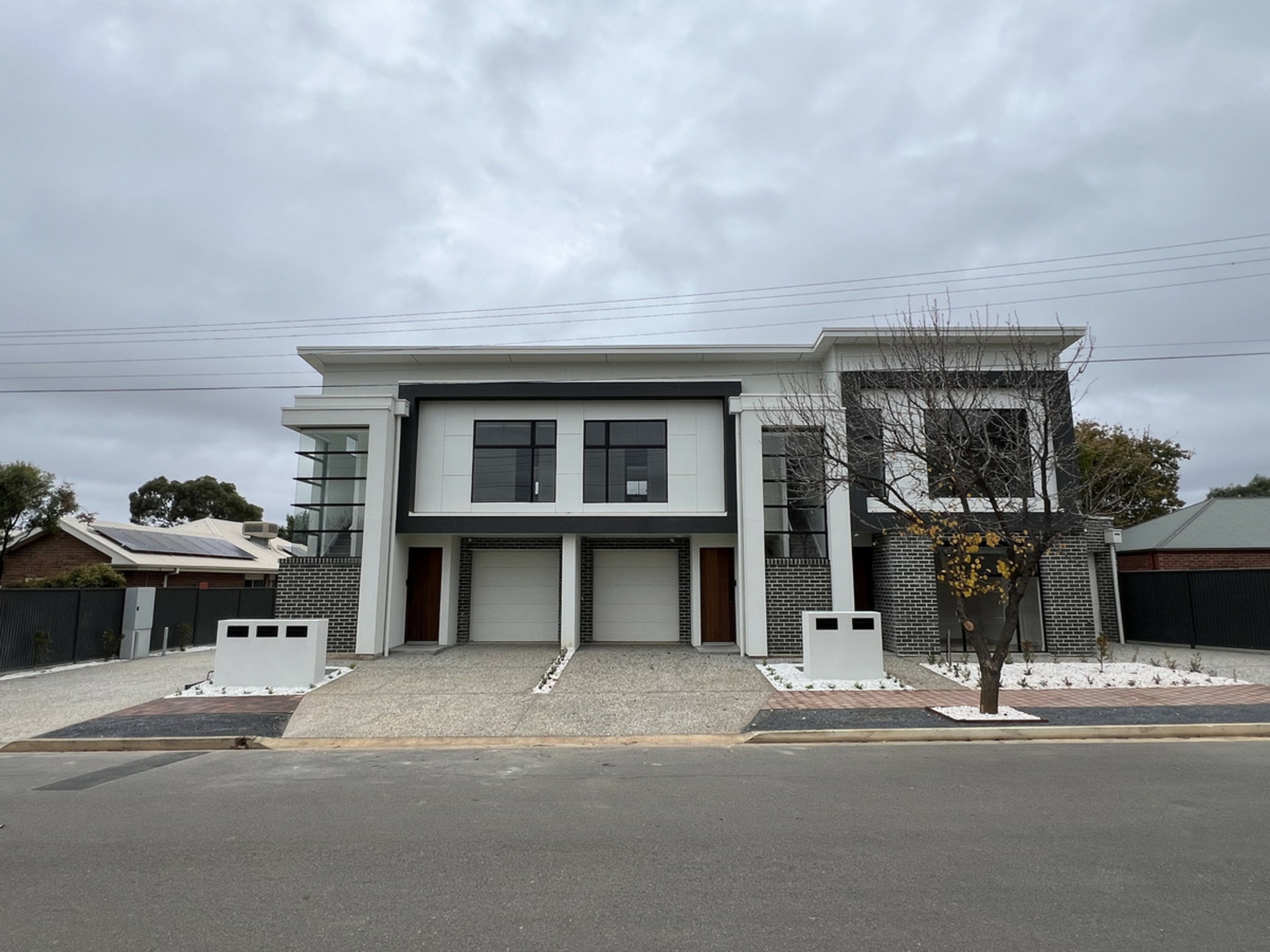 2/33 John Avenue — photo 15 of 18