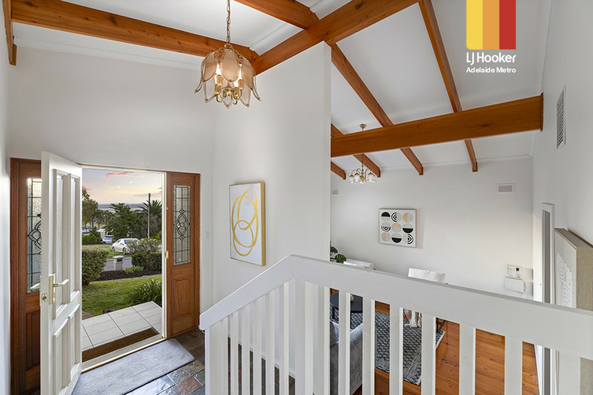 33 McGowan Road — photo 3 of 30