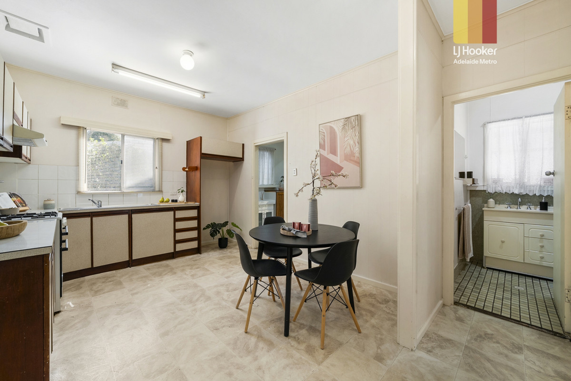 18 Sudholz Road — photo 5 of 18