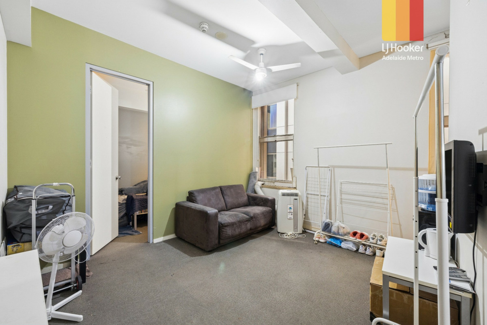 605/23 King William Street — photo 11 of 14