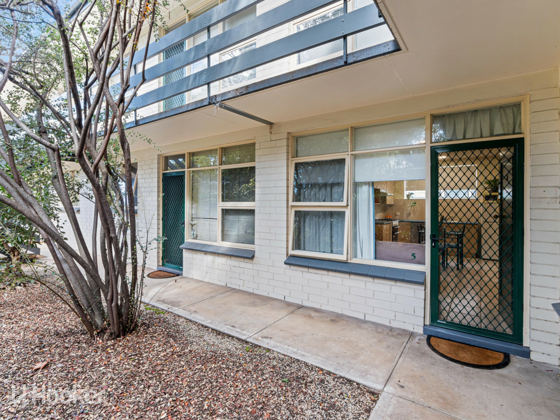5/7 Wakefield Street — photo 4 of 14