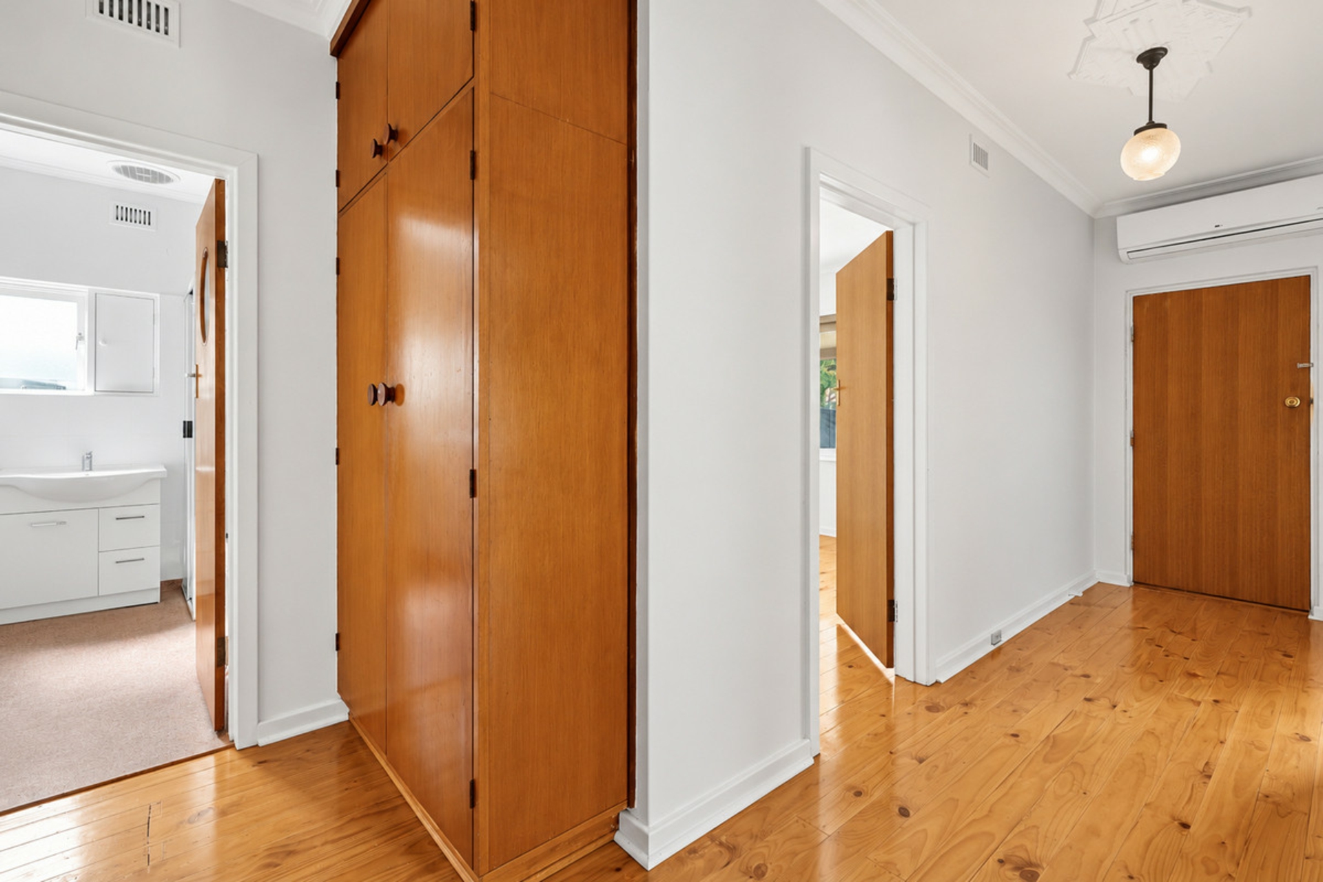 116 Richmond Avenue — photo 11 of 21
