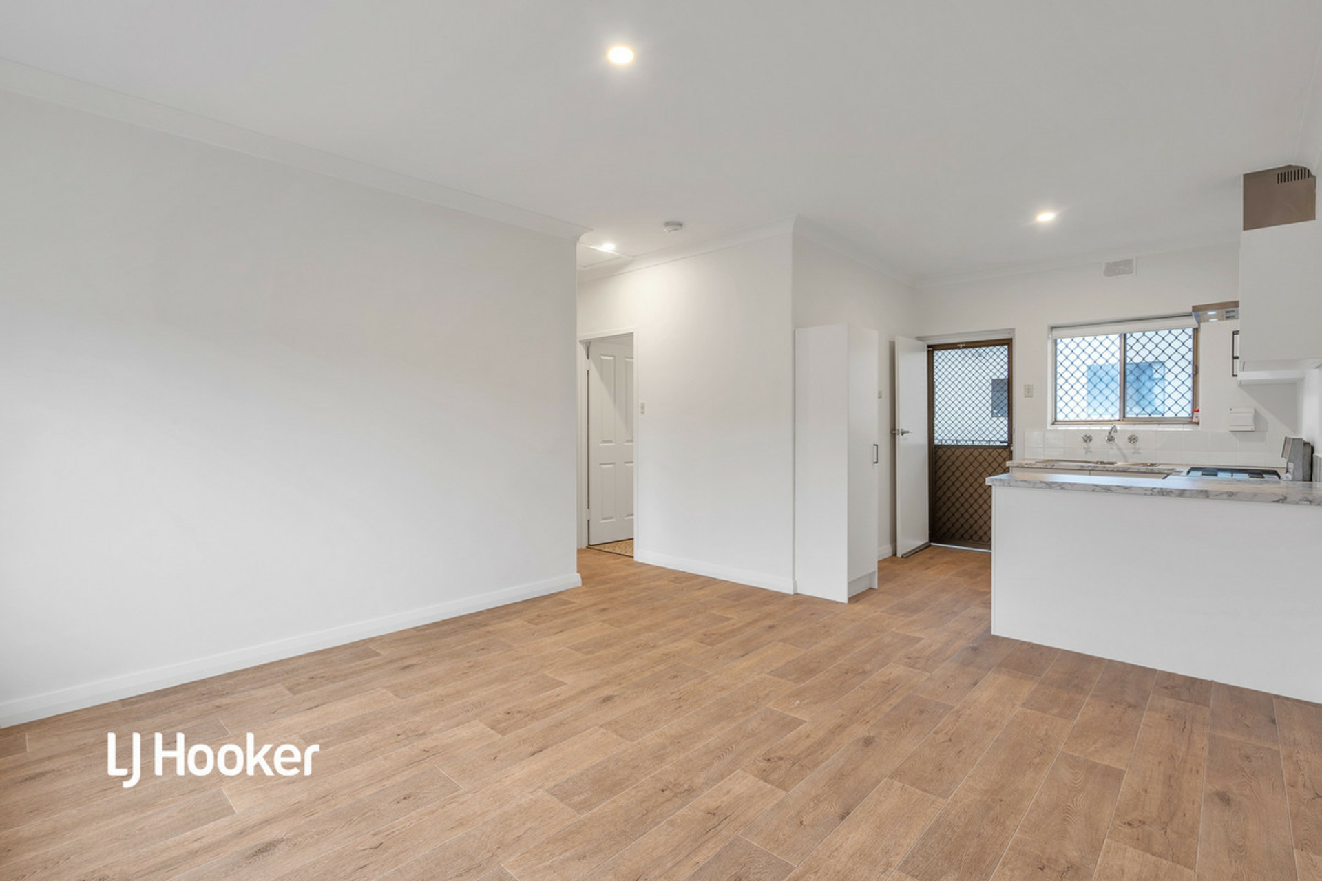 6/156 Churchill Road — photo 5 of 17