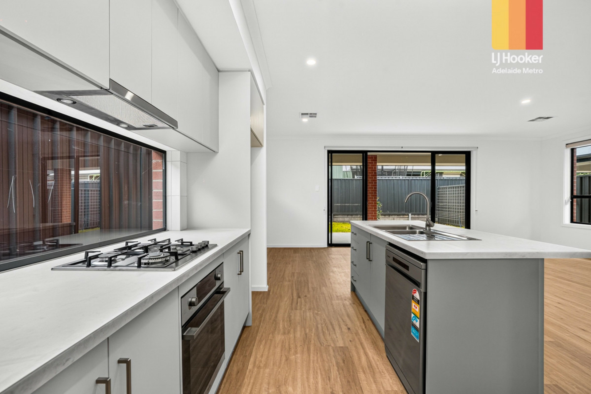 16A Geraldine Street — photo 7 of 24