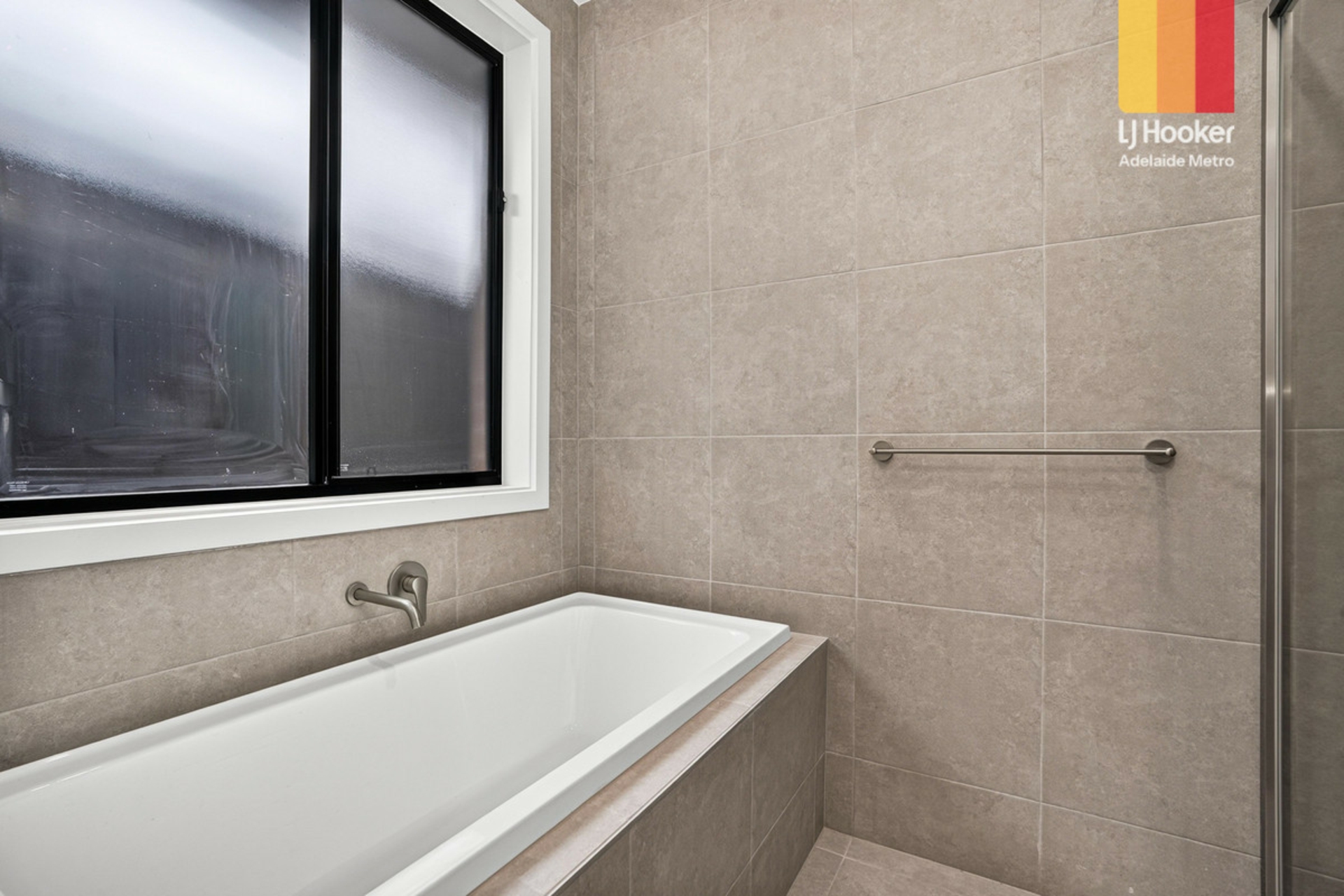 16A Geraldine Street — photo 14 of 24