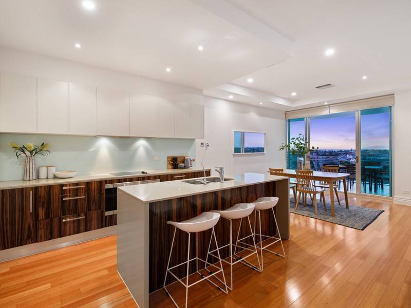 64/155 Brebner Drive, WEST LAKES