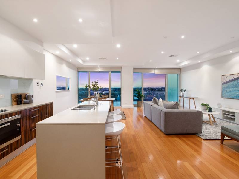 64/155 Brebner Drive, WEST LAKES