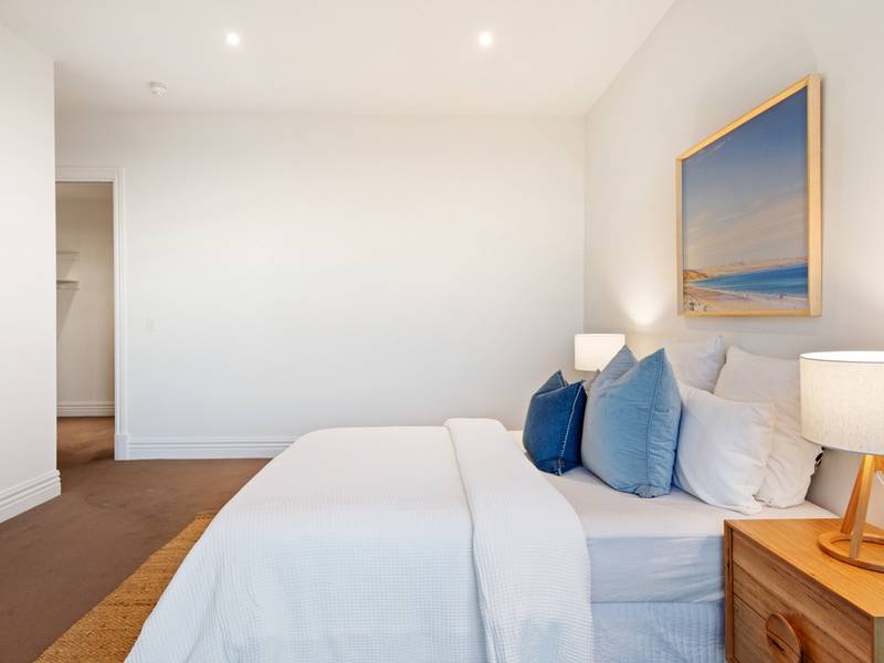 64/155 Brebner Drive, WEST LAKES