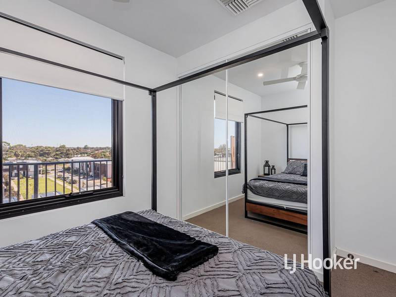 402/2 Troubridge Drive, WEST LAKES