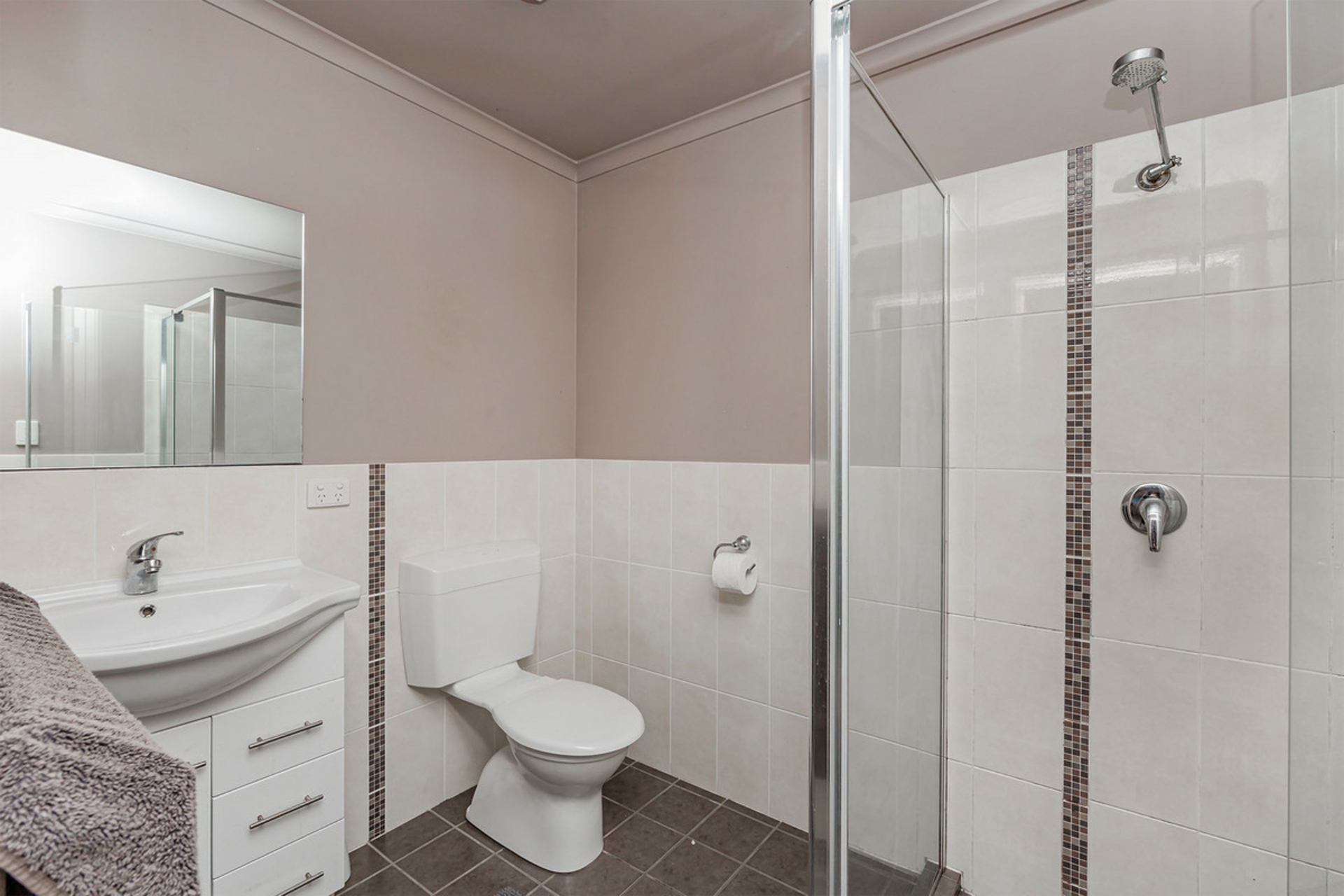 1 Baroda Avenue, NETLEY