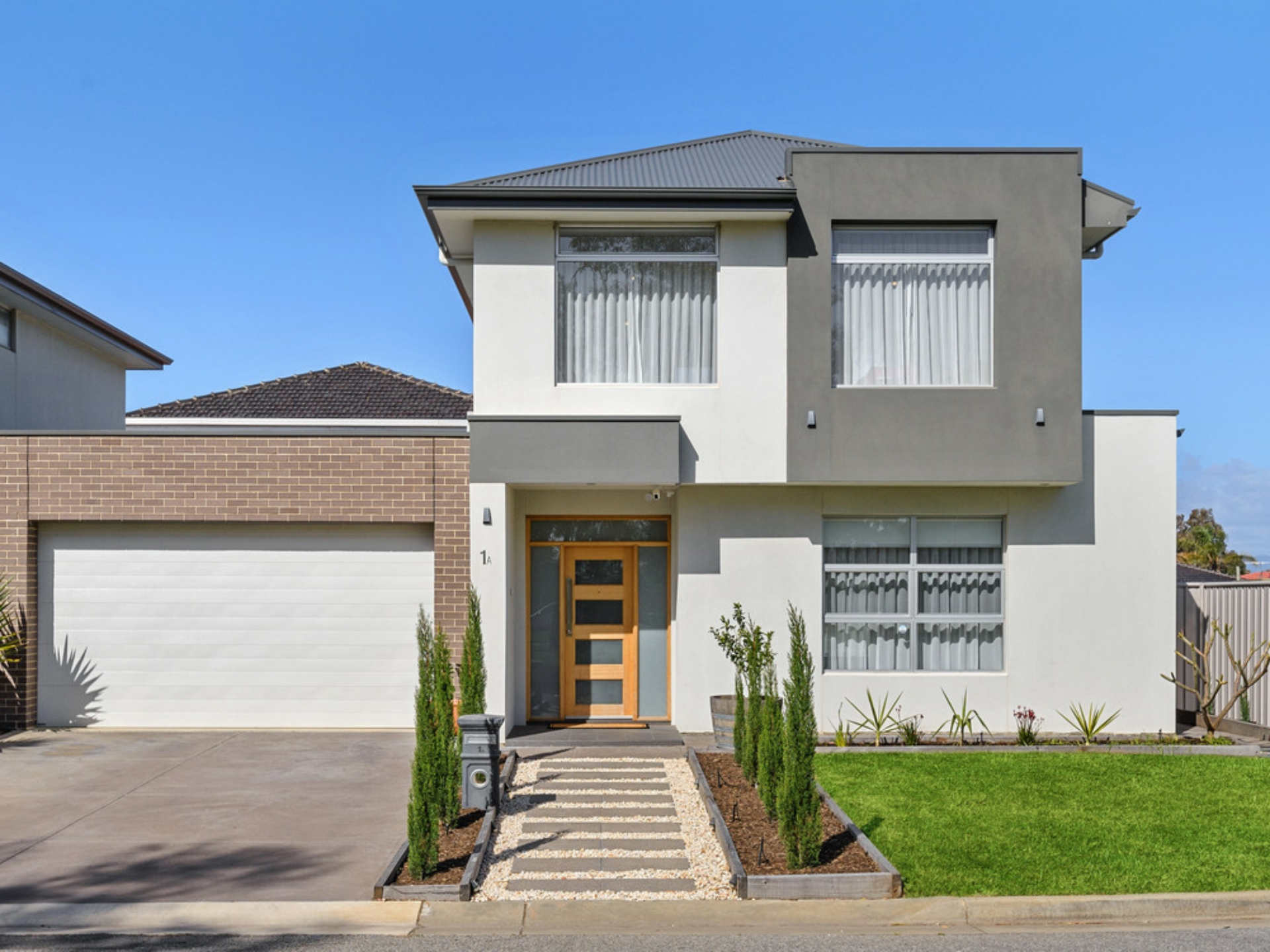 1a Greenfield Crescent West Lakes Shore SA