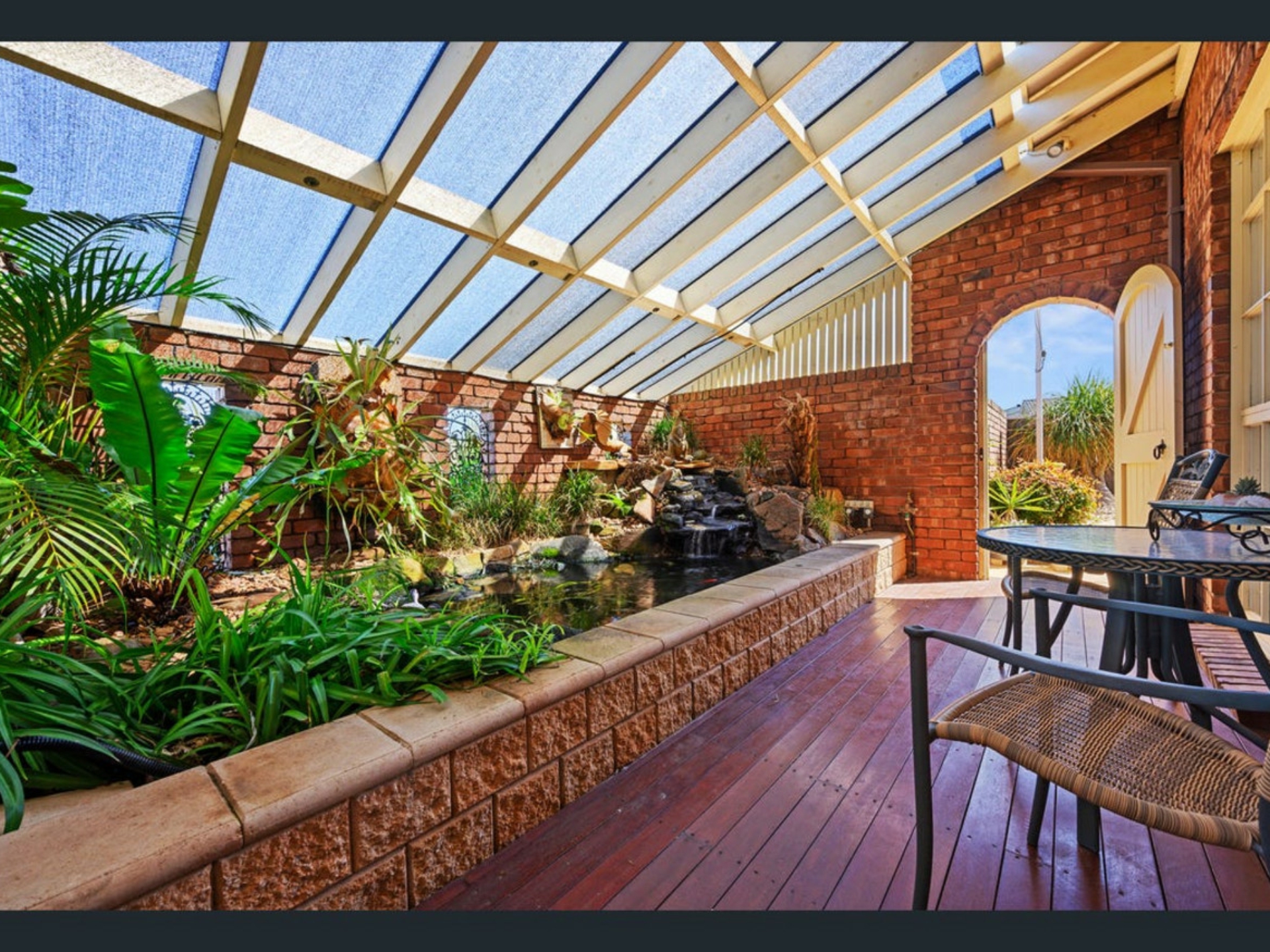 1 Nolan Place, WEST LAKES SHORE