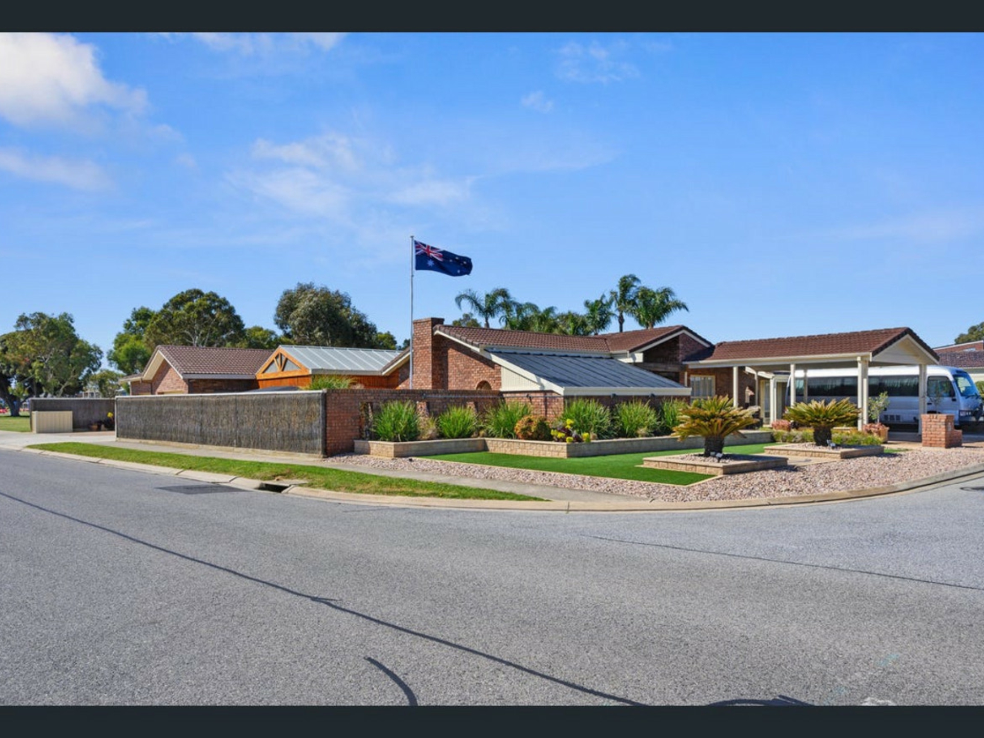 1 Nolan Place, WEST LAKES SHORE