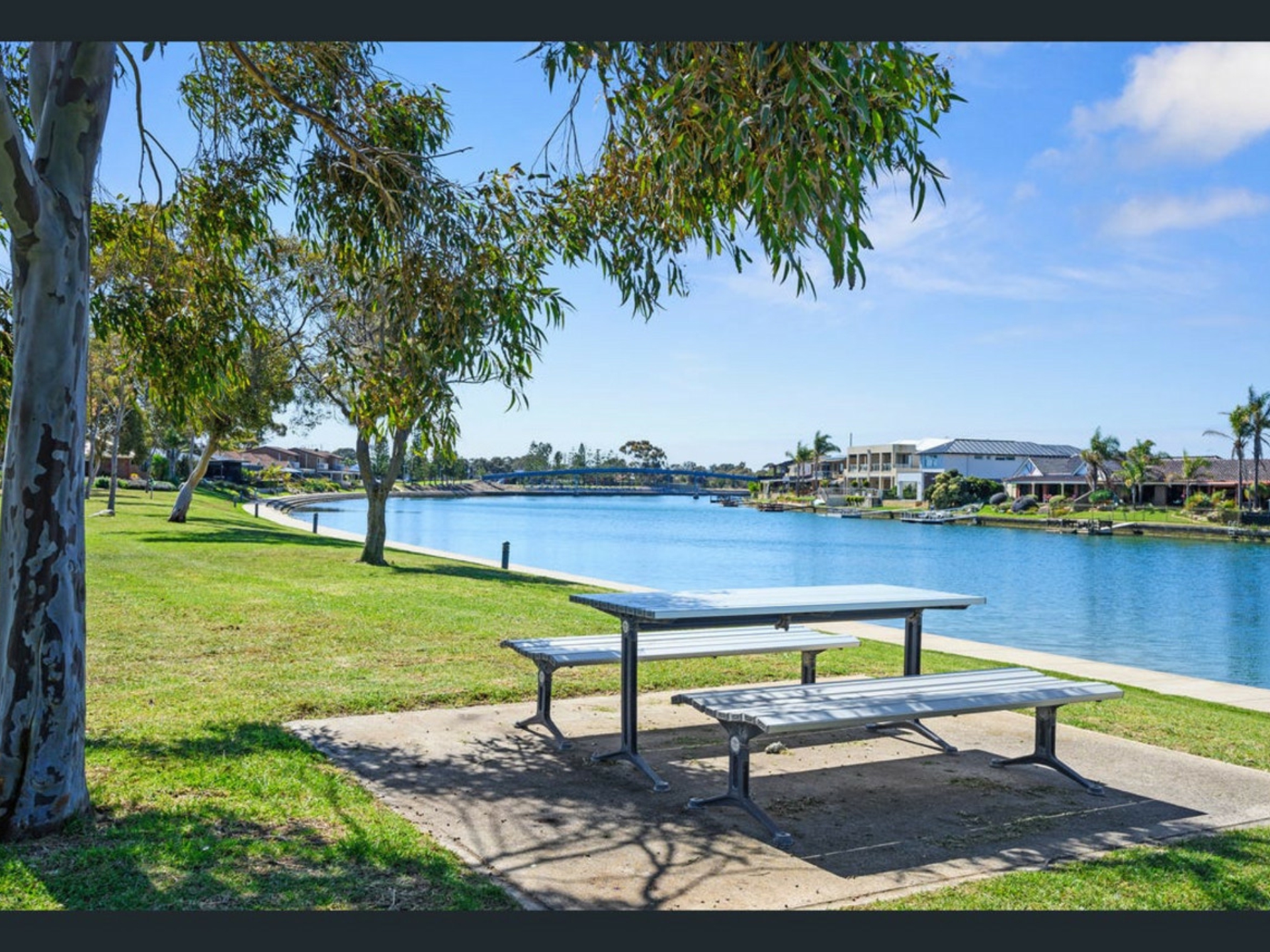 1 Nolan Place, WEST LAKES SHORE