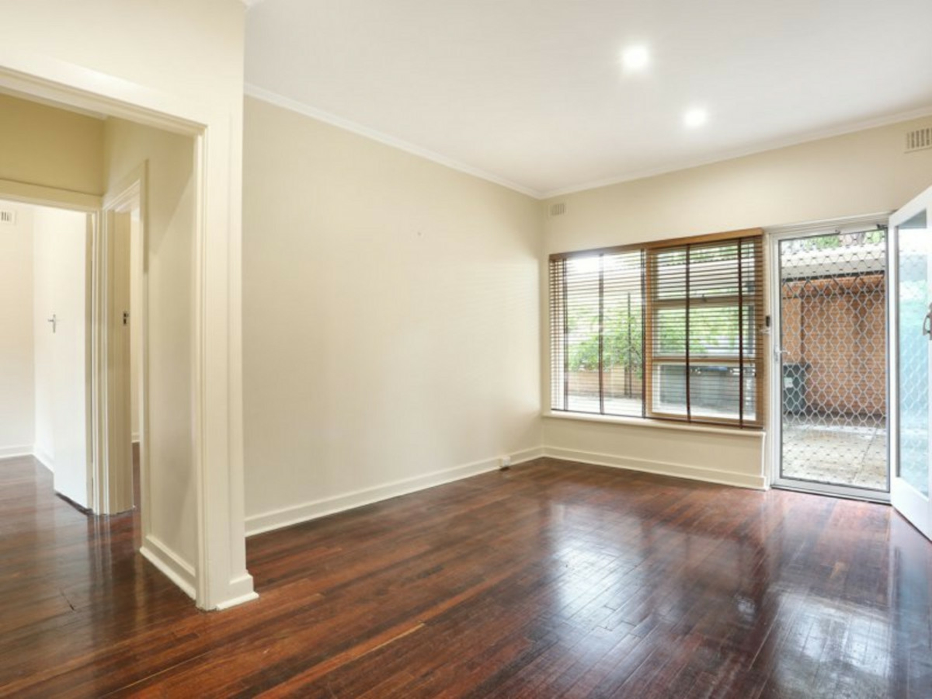 1 / 16 Pearson Street, Clarence Gardens