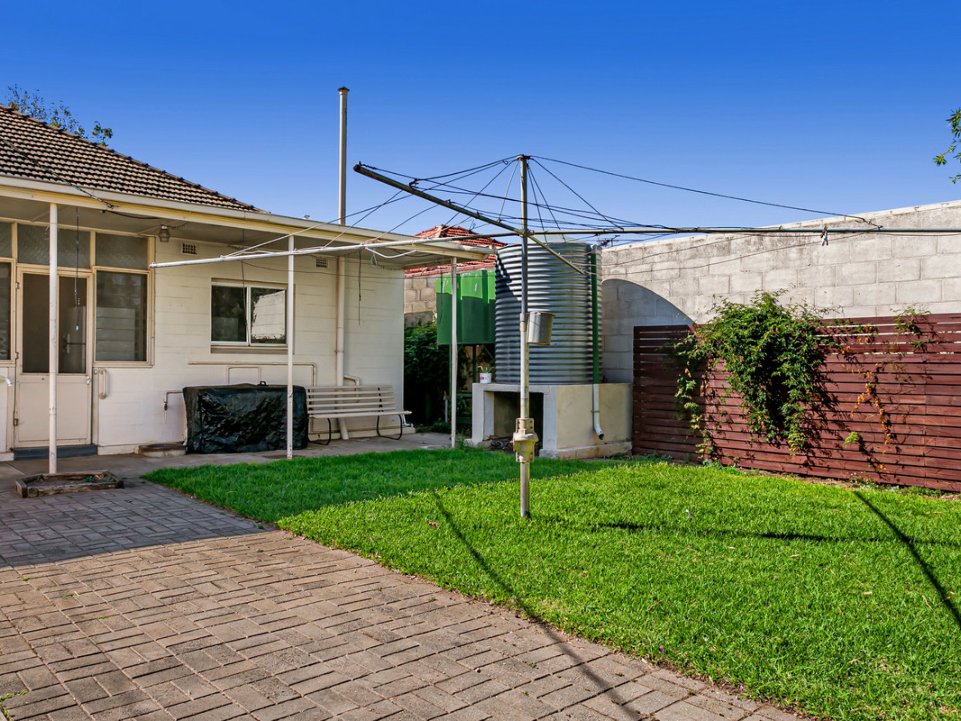 82 May Street, WOODVILLE WEST