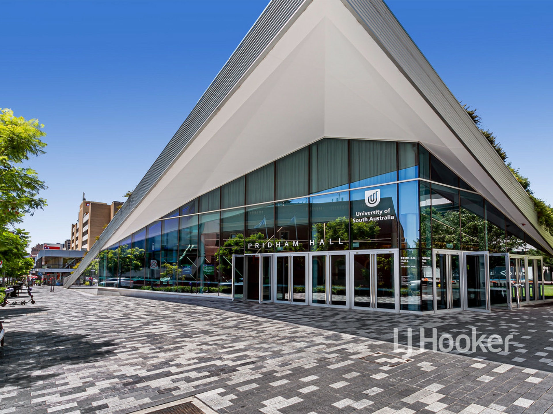 2 / 79A Hindley Street, Adelaide