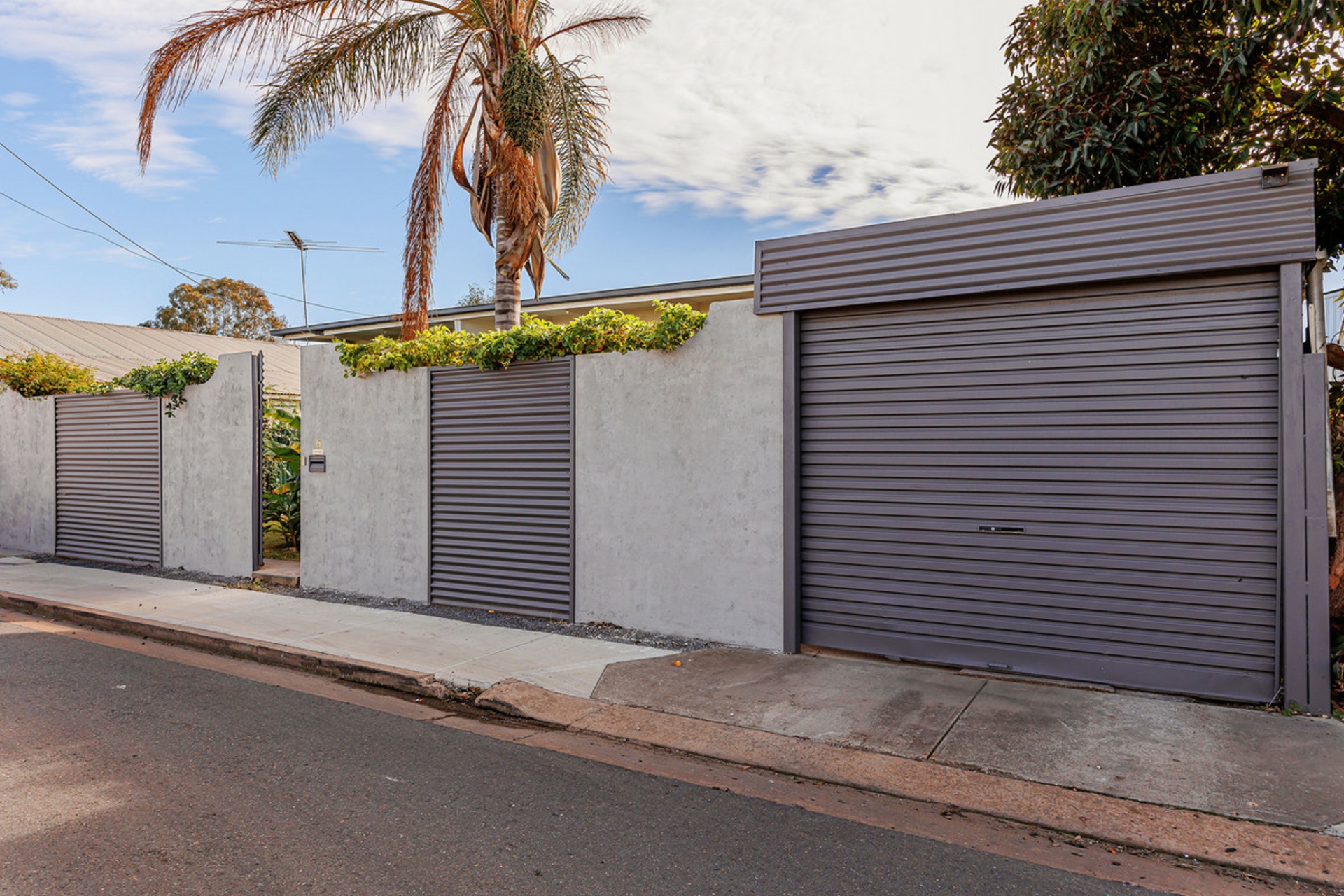6 Fifth Street Wingfield SA