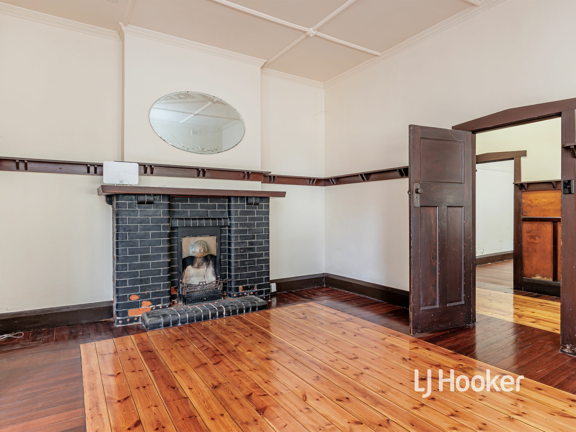 8 North East Road, WALKERVILLE