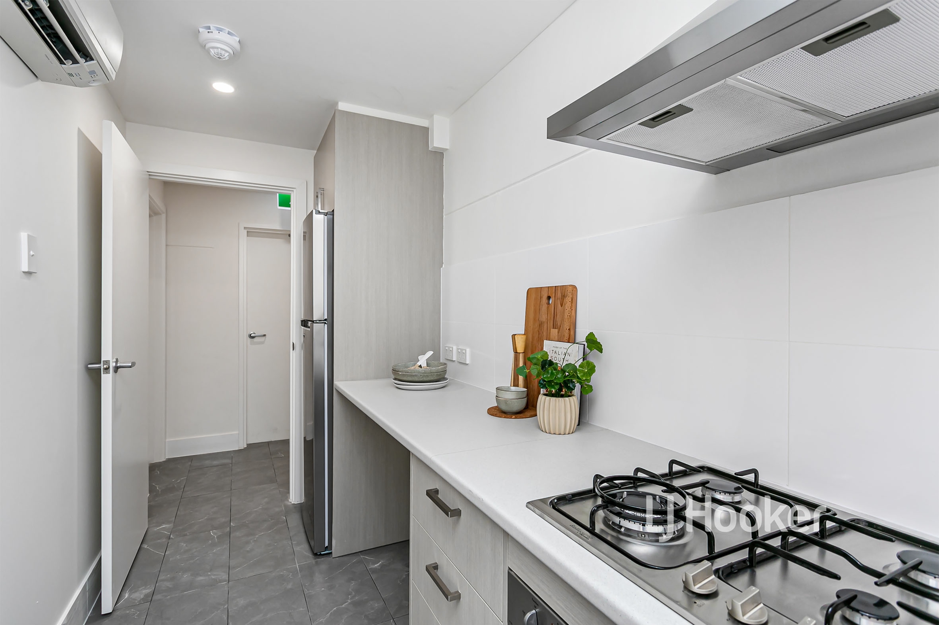 2/79a Hindley Street, ADELAIDE