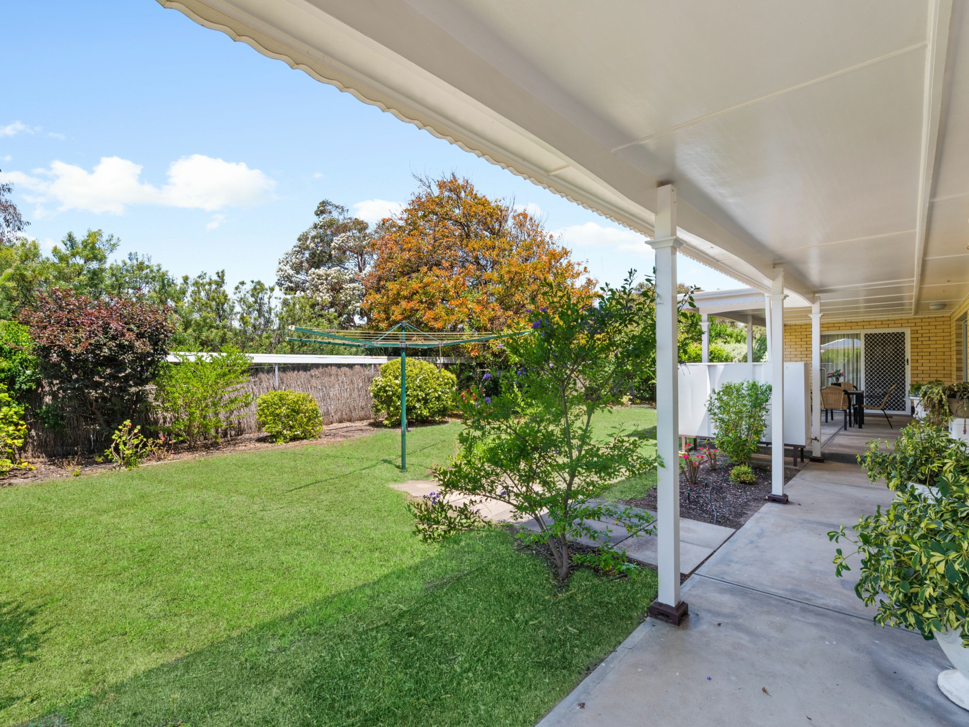 8 Sims Crescent, WEST LAKES