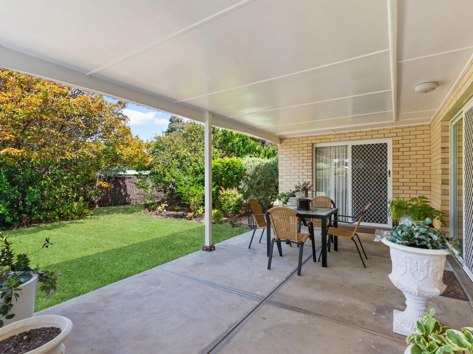 8 Sims Crescent, WEST LAKES