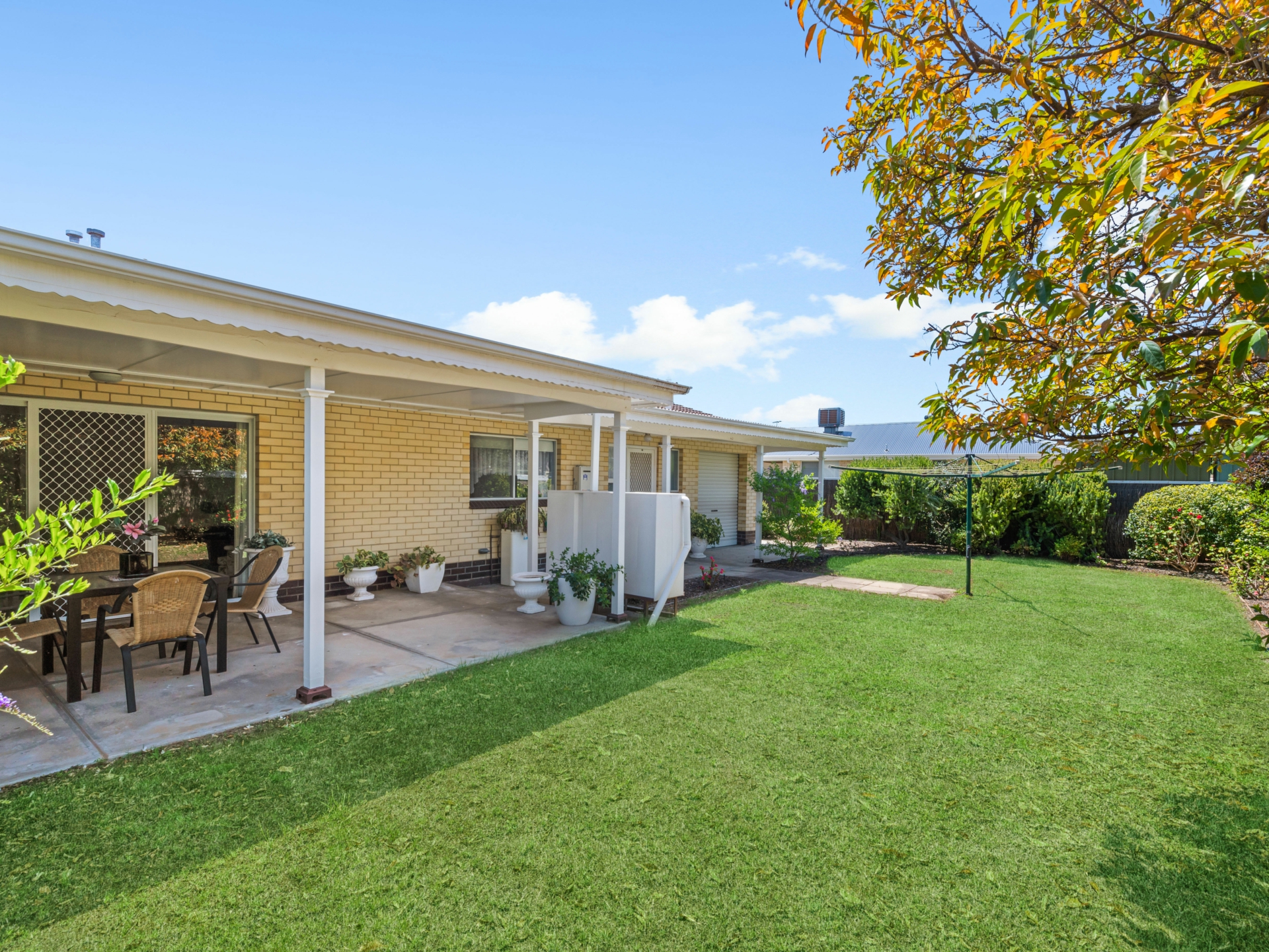 8 Sims Crescent, WEST LAKES
