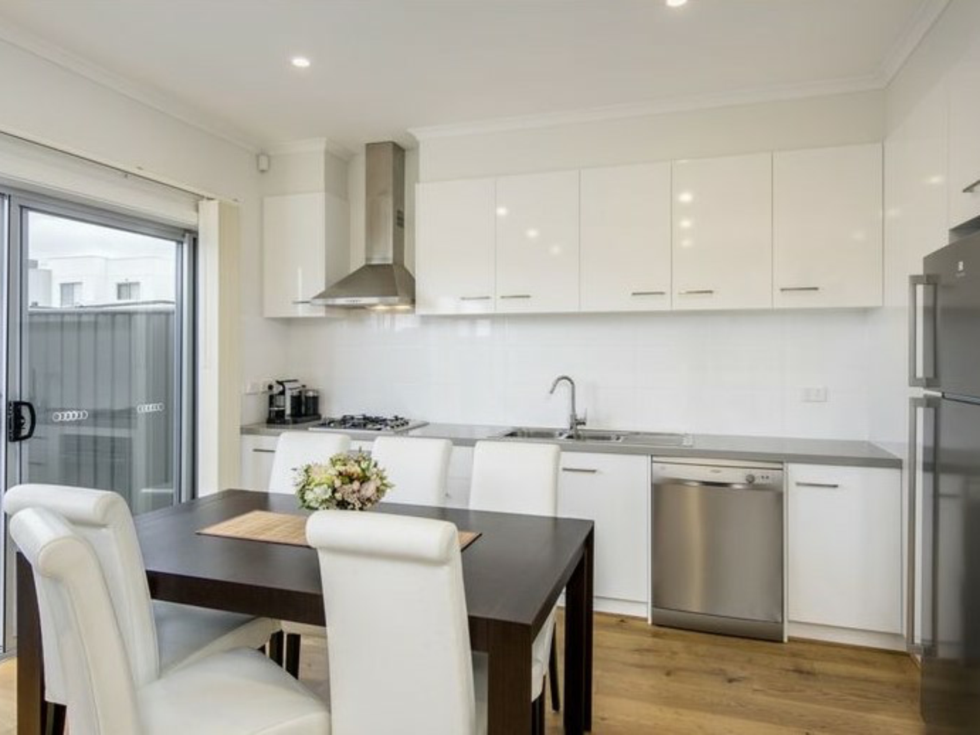 2/14 Kenneth Street, FINDON