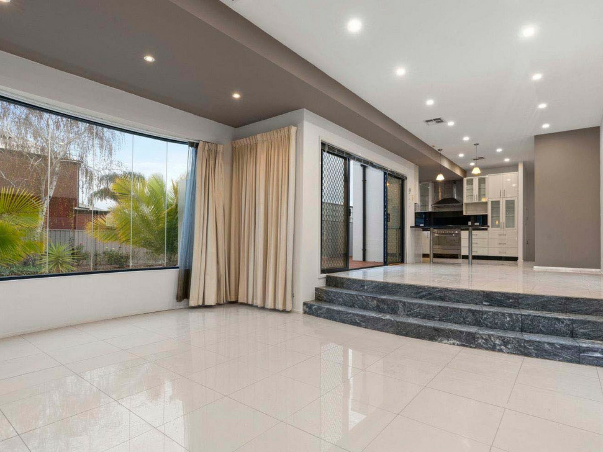 35 Burley Griffin Boulevard, BROMPTON