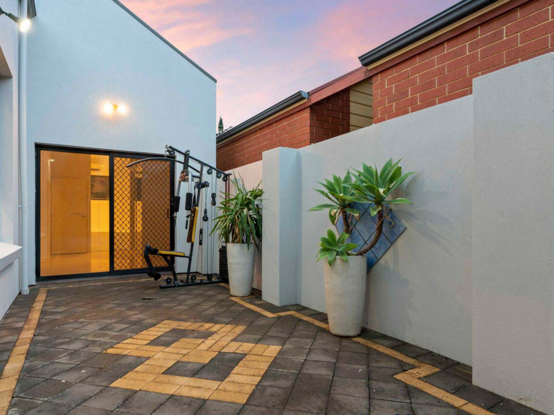 35 Burley Griffin Boulevard, BROMPTON