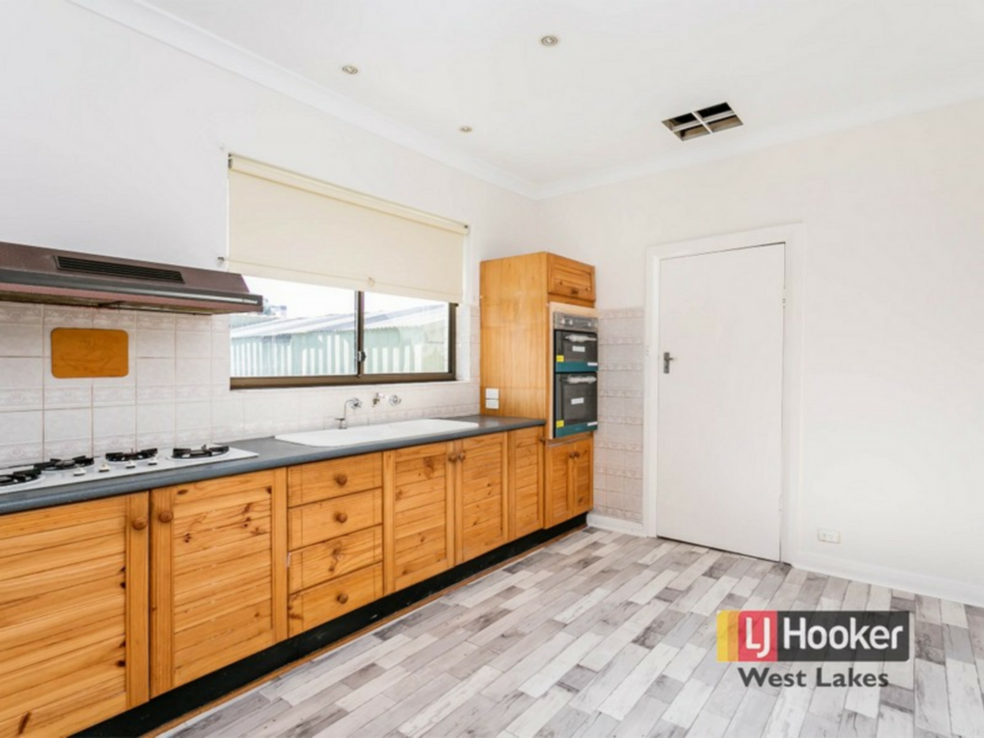 14 Jenkins Avenue, ROSEWATER