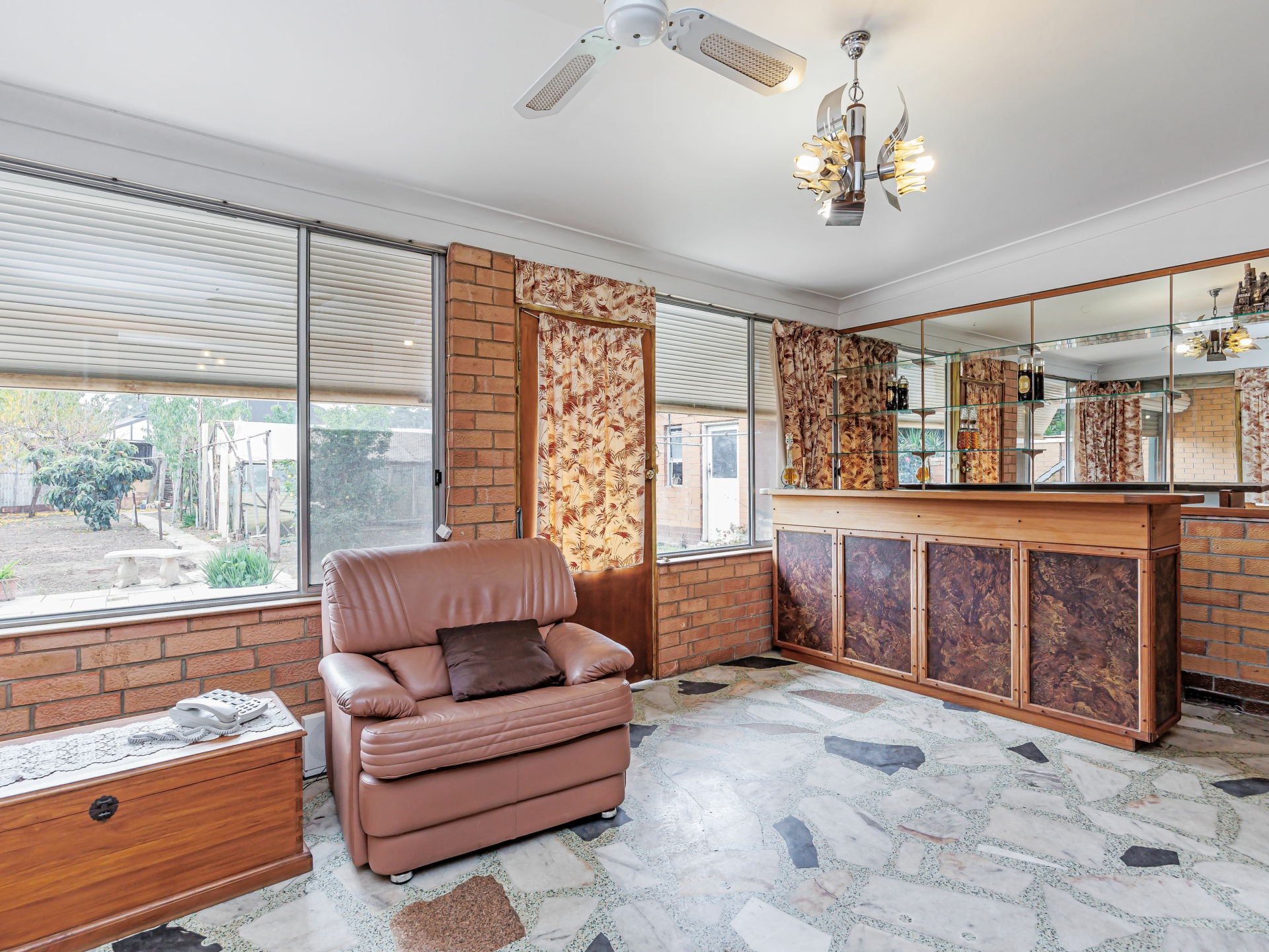87 Old Port Road, QUEENSTOWN